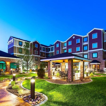 Staybridge Suites Bismarck By Ihg Bagian luar foto