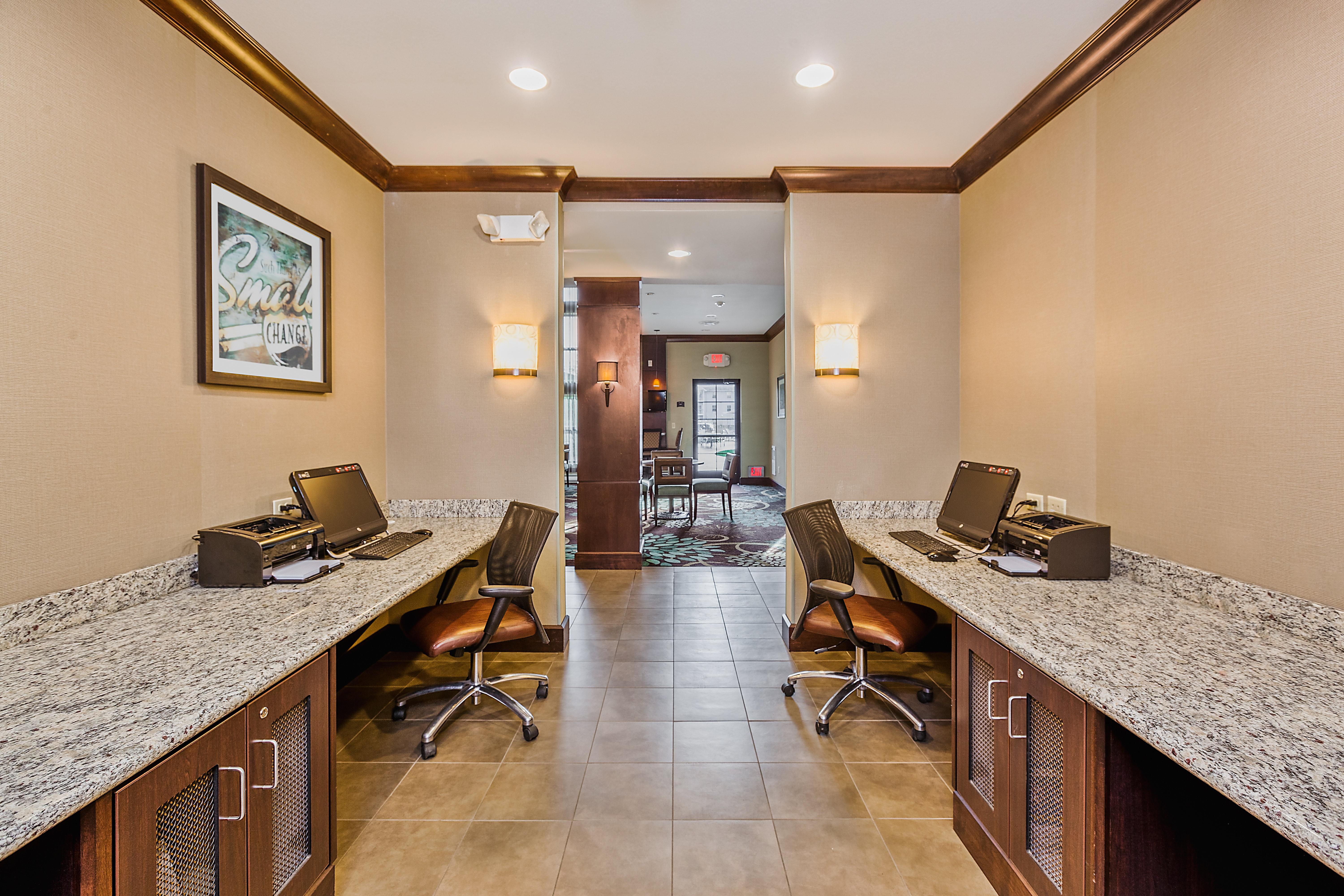 Staybridge Suites Bismarck By Ihg Bagian luar foto