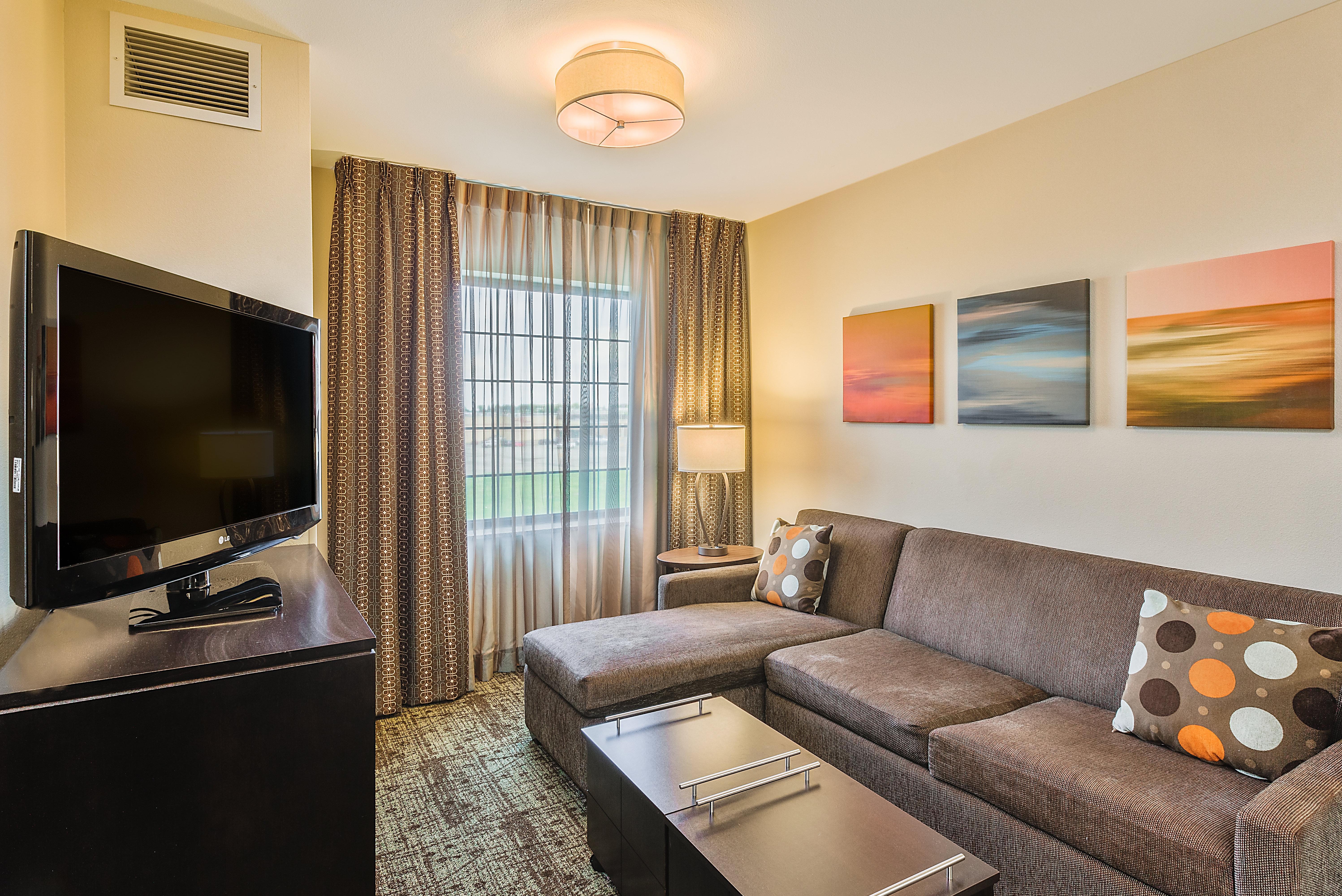Staybridge Suites Bismarck By Ihg Bagian luar foto